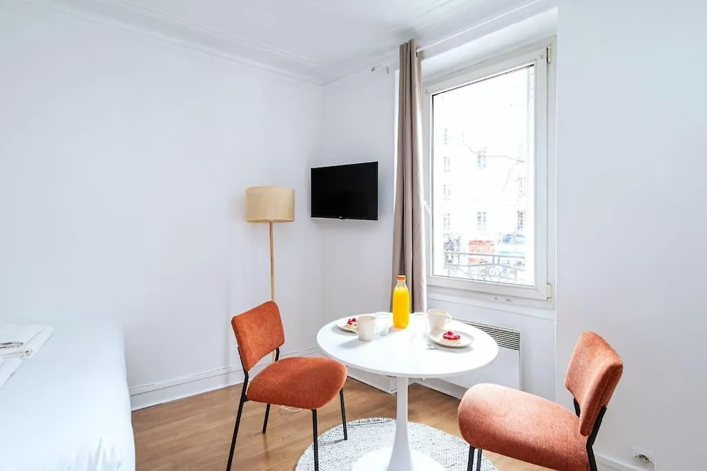 Apartment Avenue Philippe Auguste